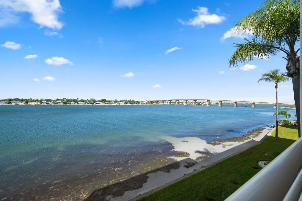 Bahia Vista 14-361, Isla Del Sol, 2 BR, Heated Pool, Spa, Near Beach, WiFi