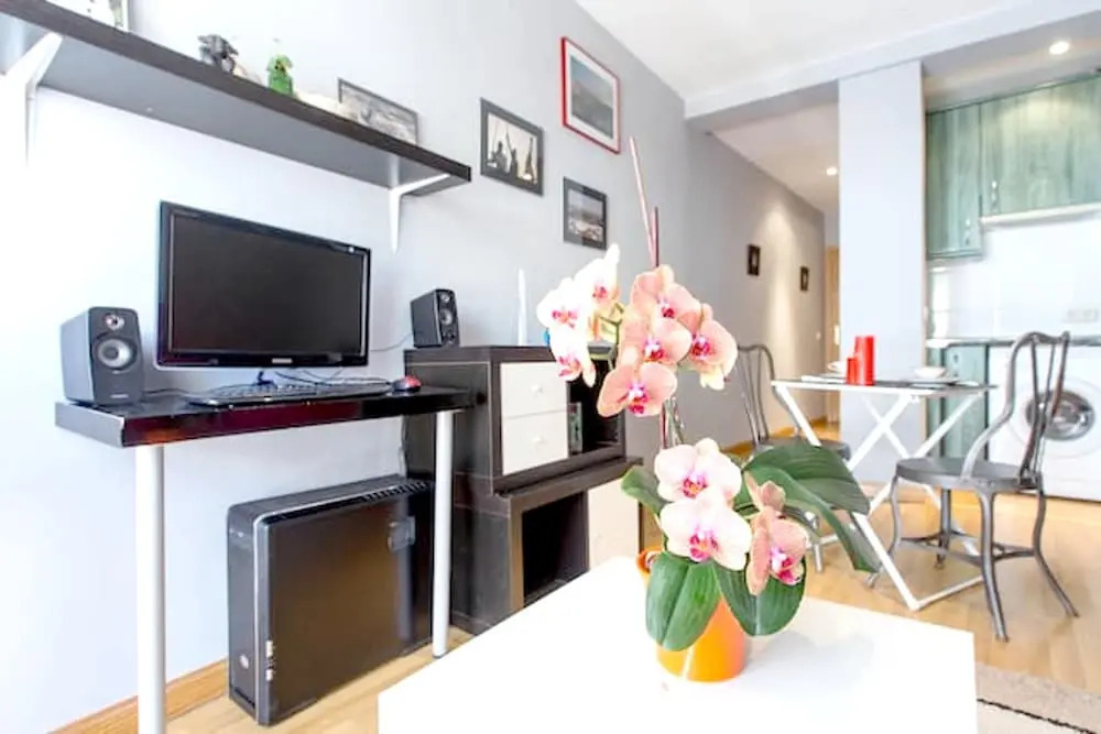 Studio in Madrid, With Wifi