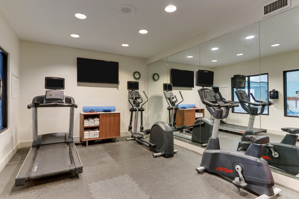 Holiday Inn Express Hotel & Suites Dayton-Centerville by IHG