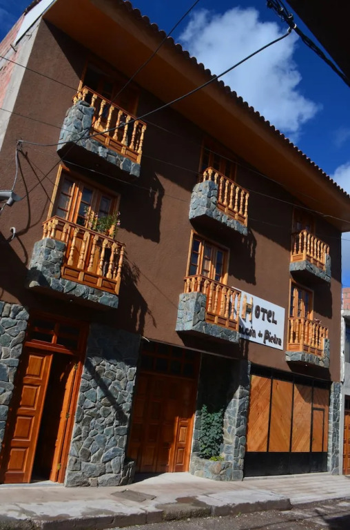 hostal Balcon de Piedra