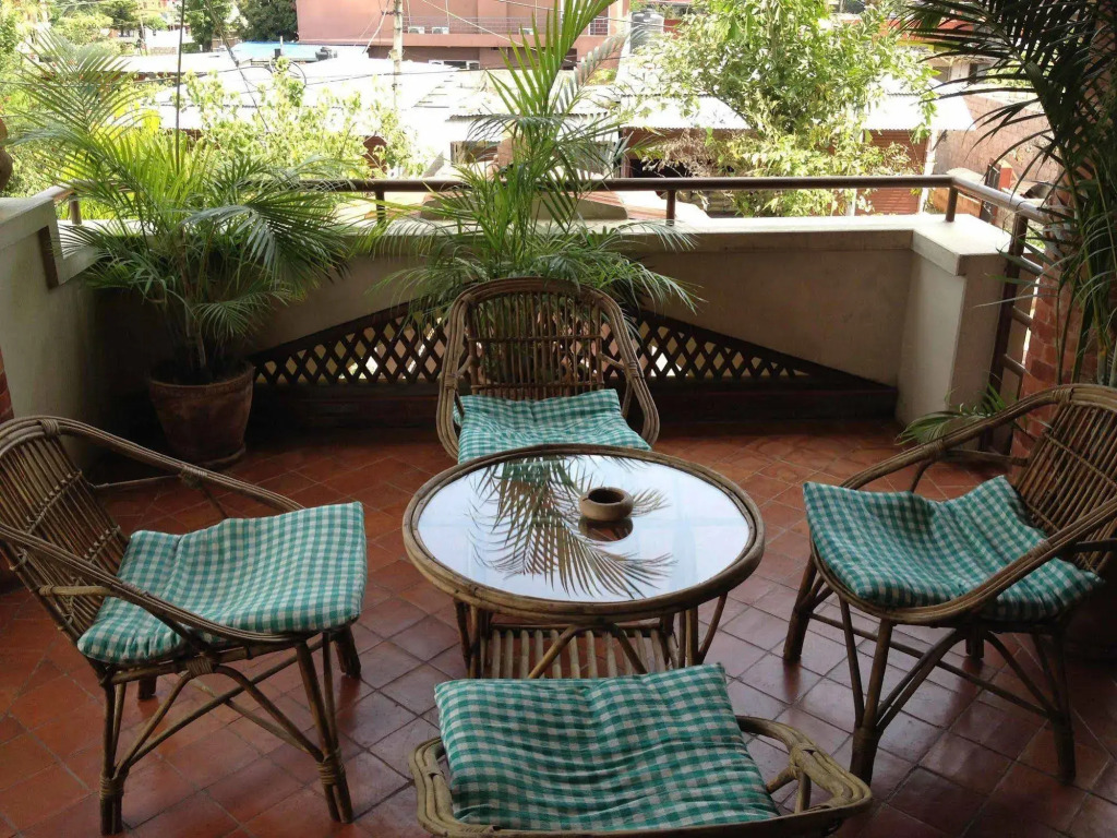 Vardan Resort n Apartment