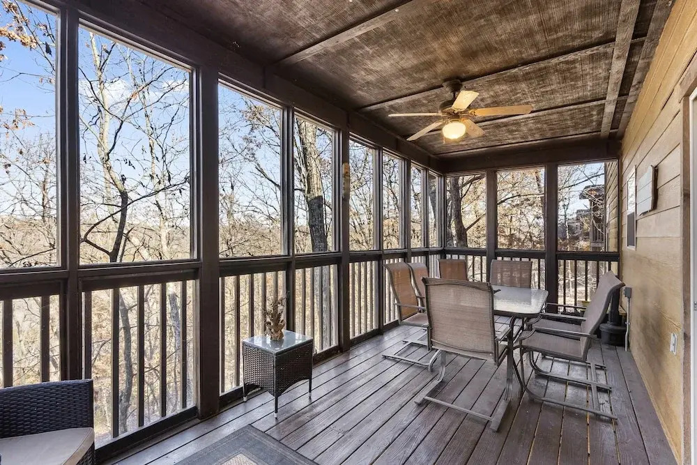 Serenity Oaks Stay for 16!