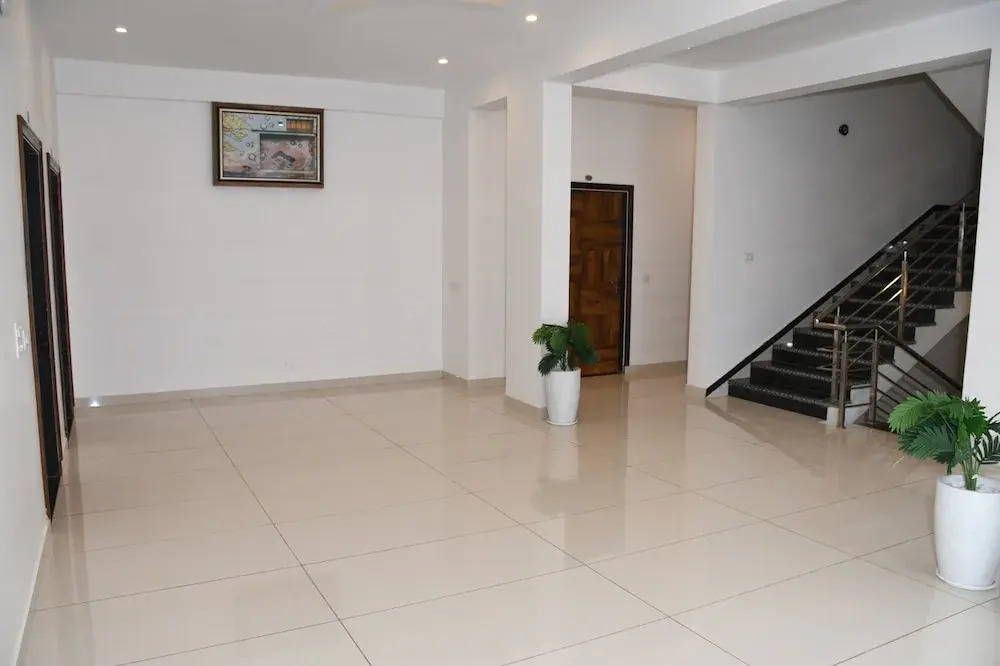 Hotel Om Complex