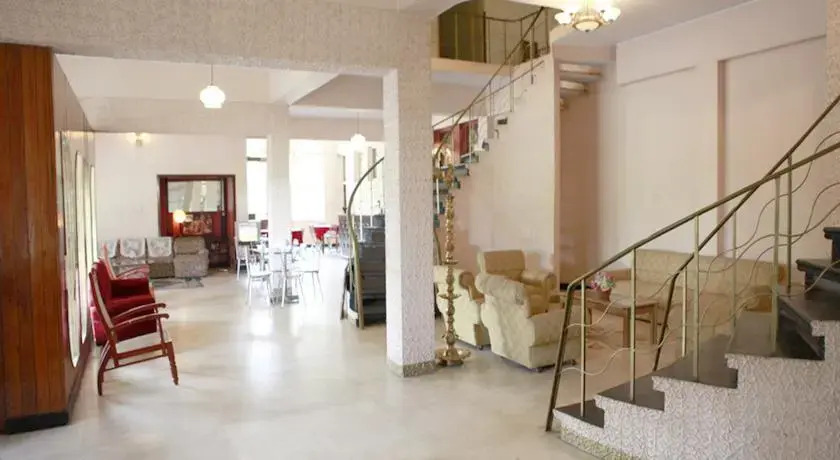 Prince Hotel