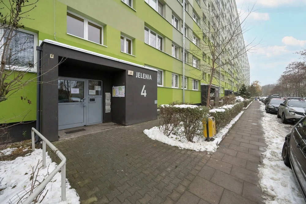Apartment Close to the Park by Renters