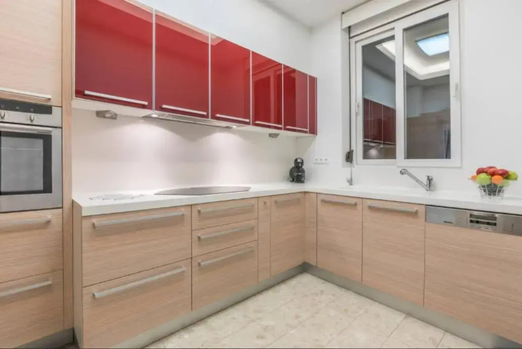 Arhondiko Apartment VS Rhodes Town