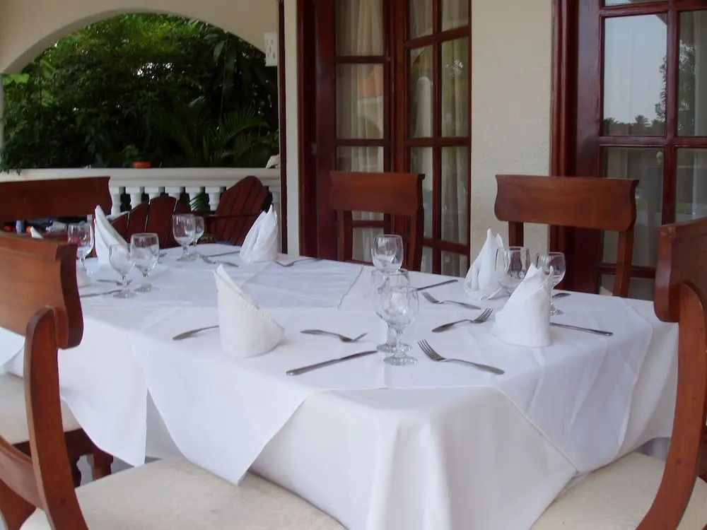 3br Villa with Vip Access - All Inclusive Program with Alcohol Included