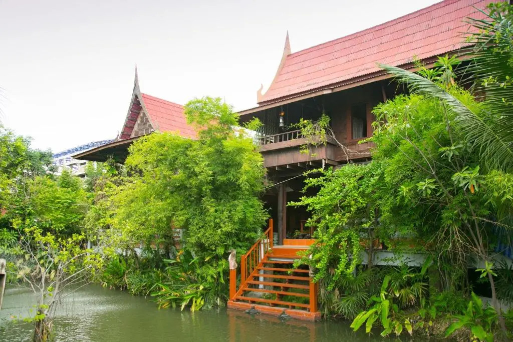 Ruennakornin Homestay