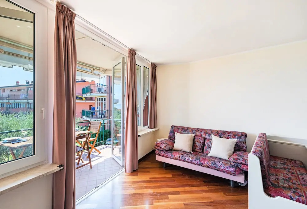 San Sivino Apartment with pool by Wonderful Italy