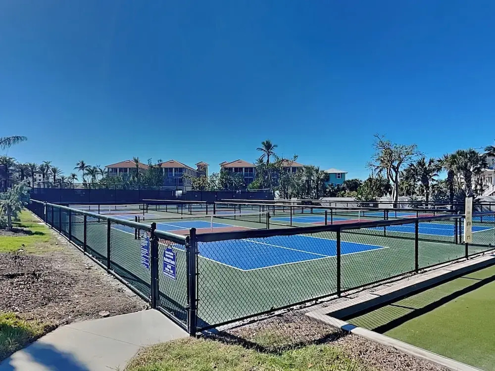 Ocean Harbor 402A