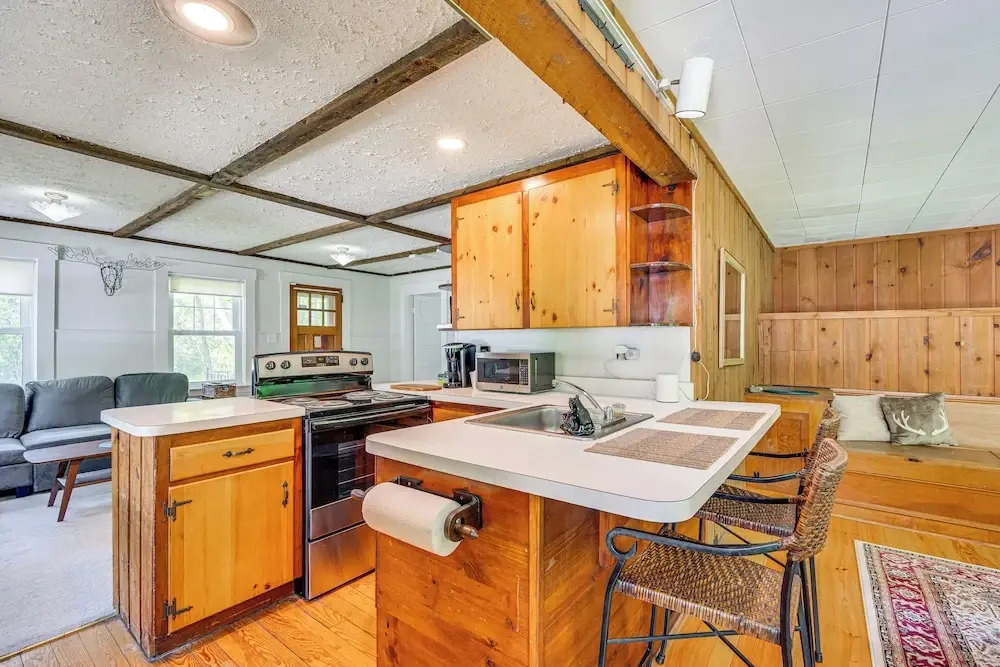 Cozy Cottage: Near Ski Bretton Wood & Franconia
