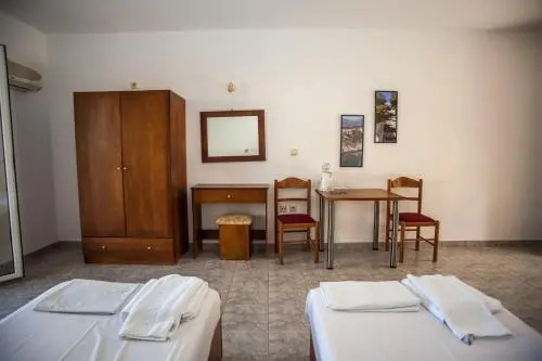 Vlachata Hill Apartments