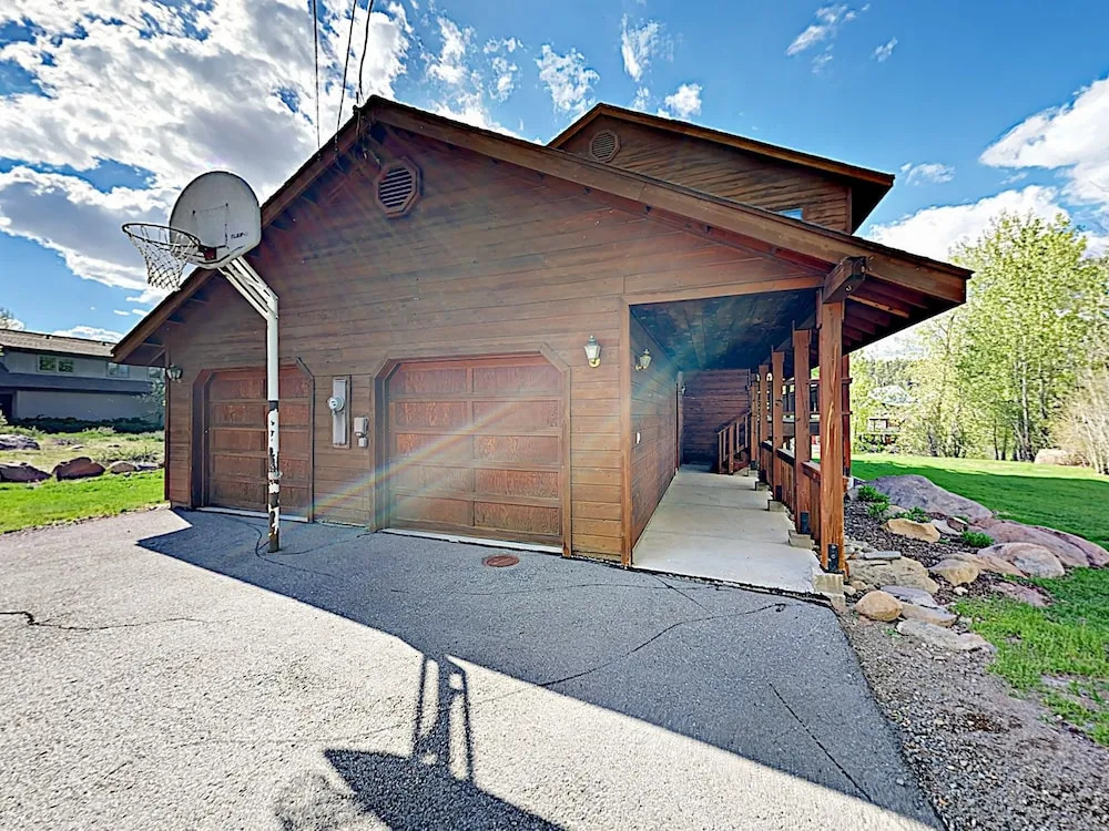 Riverfront Retreat - 3 Br Home