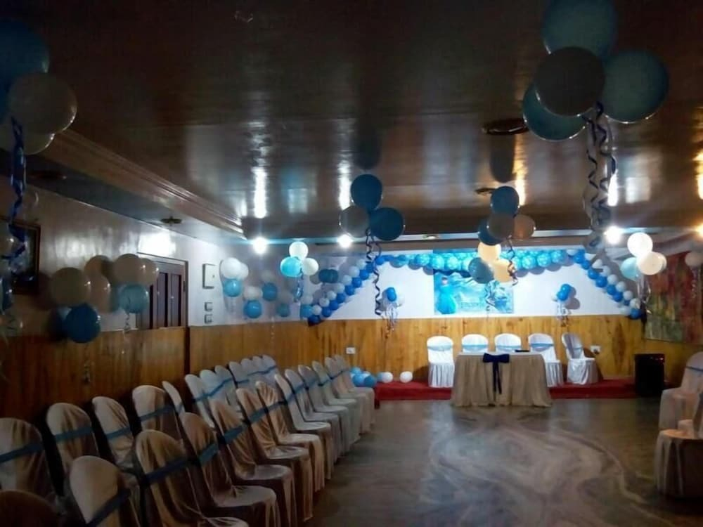 1 BR Boutique stay in Police Bazar, Shillong, by GuestHouser (5AA1)