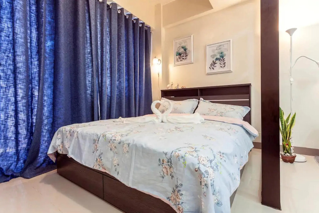 Jens Paranaque City Apartment