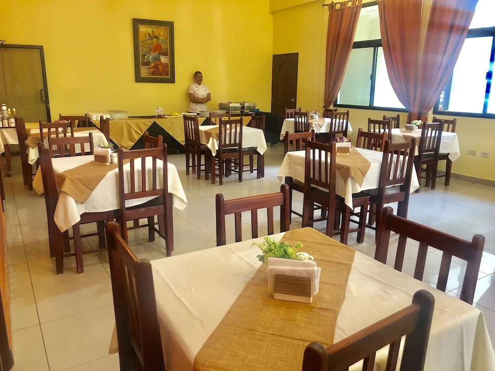 Hotel Plaza Maria