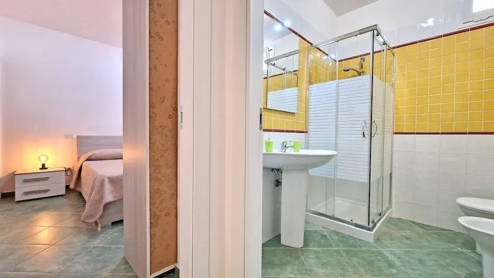 Villetta Charme 2 in Capilungo 5 Guests by the sea