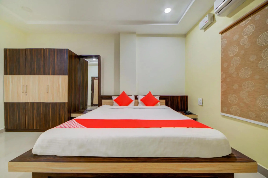 KSL Deluxe Guest House