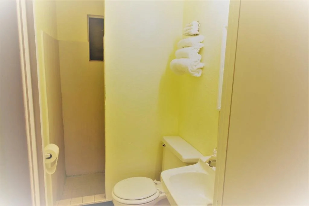 Sunland Inn