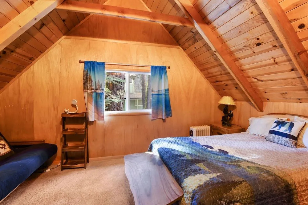 7 Minute Walk to Beach Chambers Landing Chalet