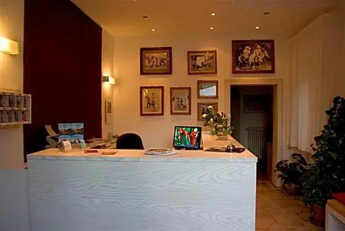 Hotel Ellymar