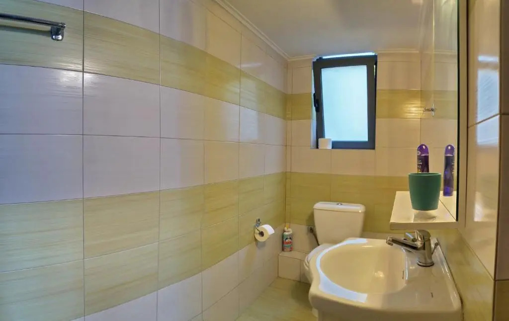 Aroma Rent House 2