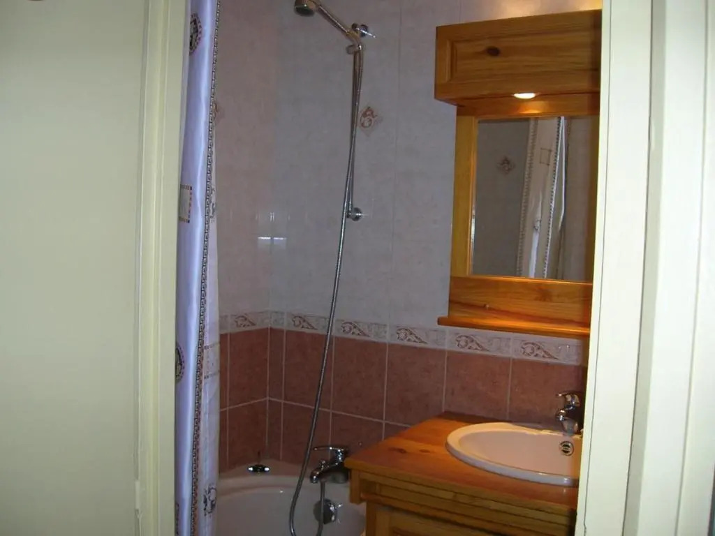 Appartement Les Menuires, 2 pièces, 6 personnes - FR-1-452-23