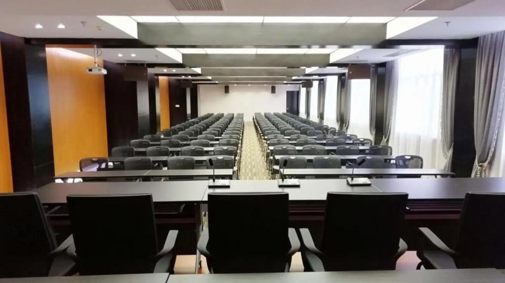 Huayuan Hotel