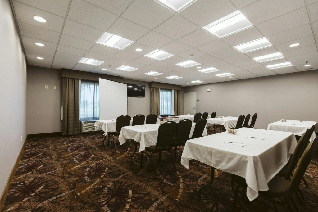 Hampton Inn Bismarck