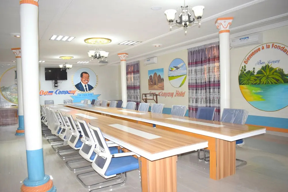 Bam Company Hotel