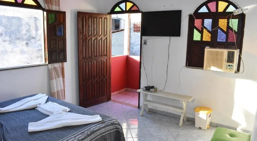 Pico das Praias Suites