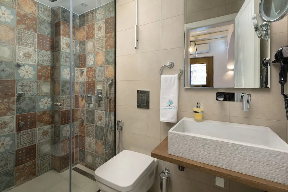 Lindos Shore Junior Suite