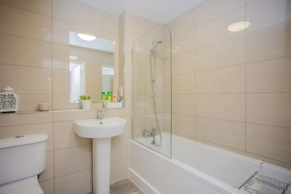 Modern 2 Bedroom Flat in Shadwell