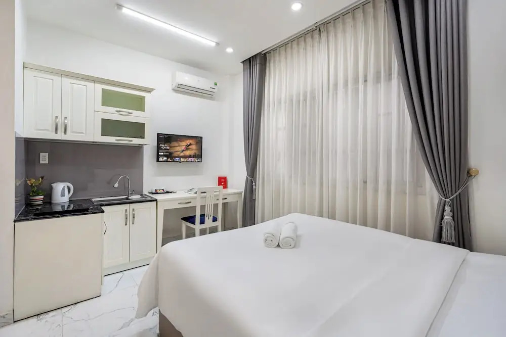 Lotus Hotel