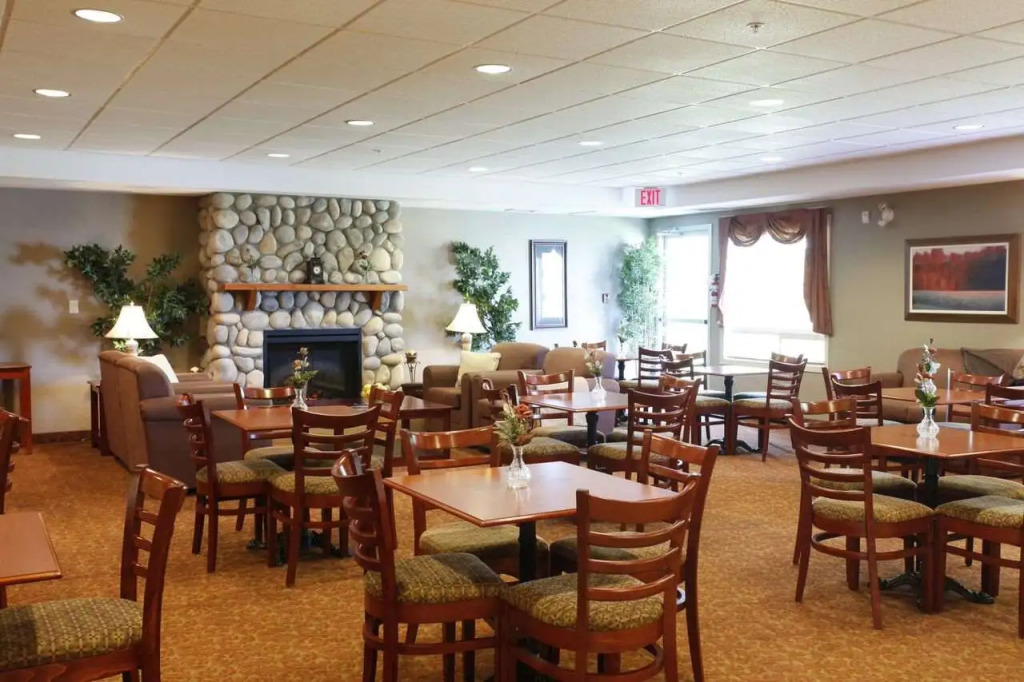Coast Grimshaw Hotel & Suites