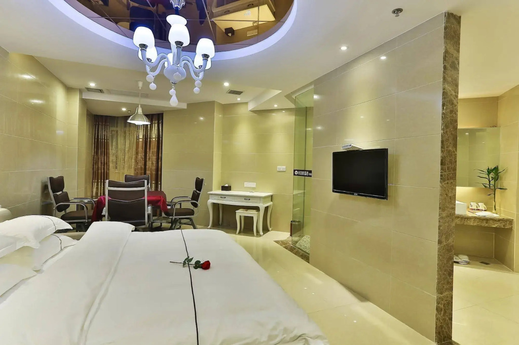 Liyang Vegas Theme Hotel