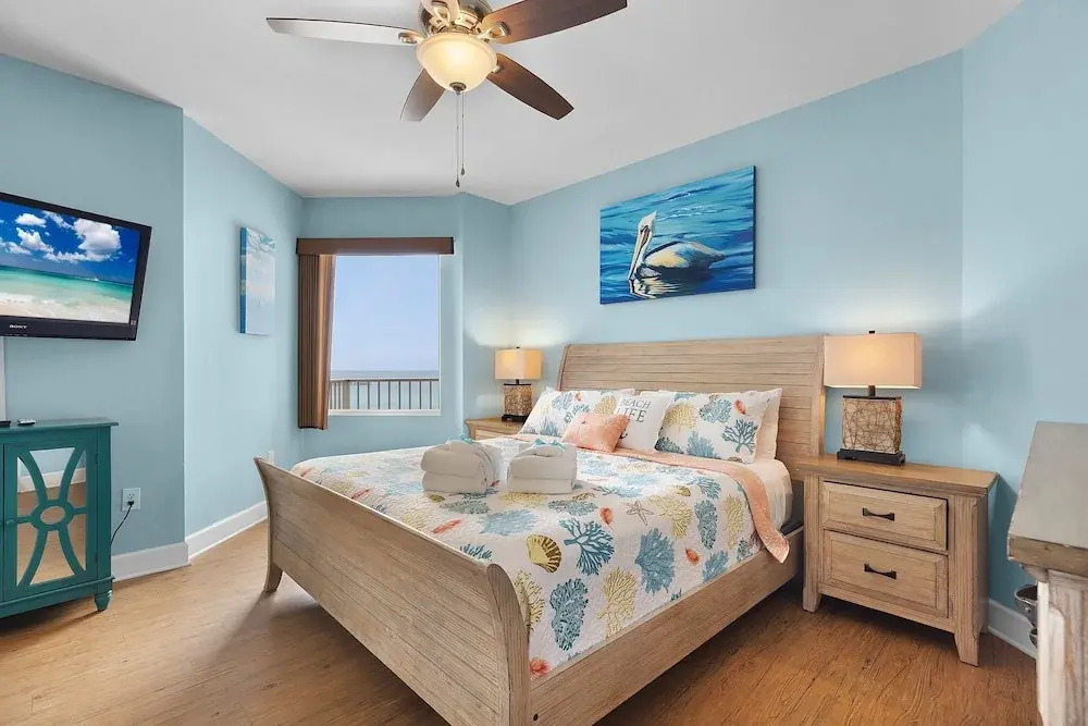 Sea Turtle Retreat! 3BR Beachfront Condo With Stunning Gulf Views Sleeps 8