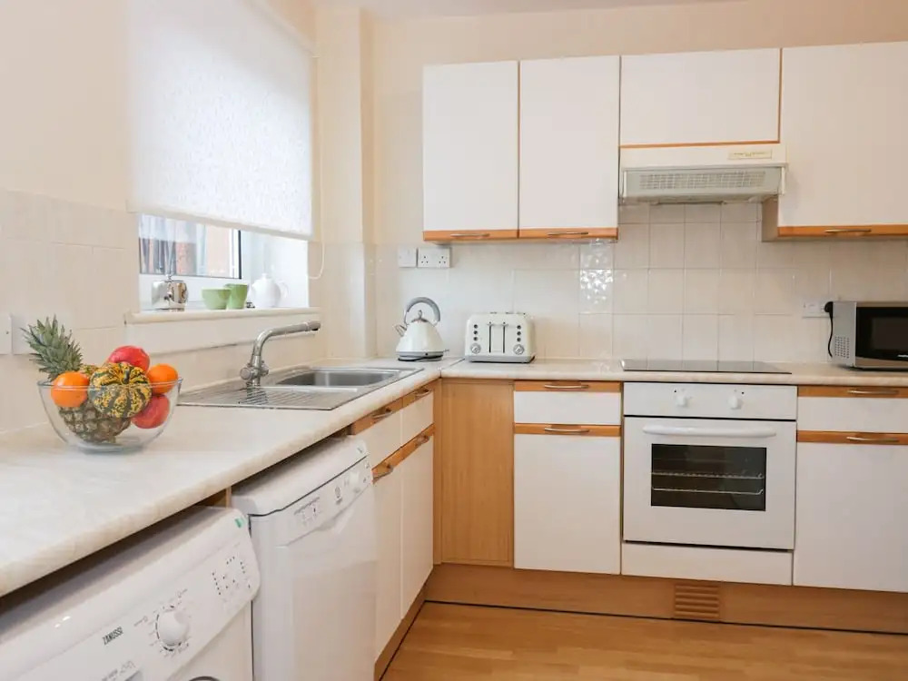 4/1 Orchard Brae, Edinburgh