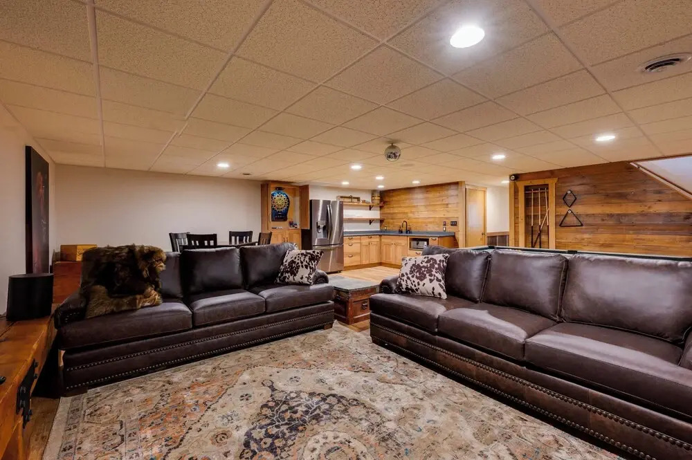 Game Room + Patio: 'bremer House Waverly Rental'