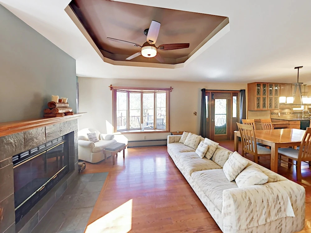 487 GCR 647 House 5 Bedrooms 3.5 Bathrooms Home