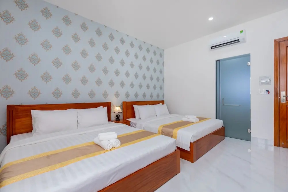 126 Vung Tau Pool Villa Back Beach From 4 To 12 Rooms Options