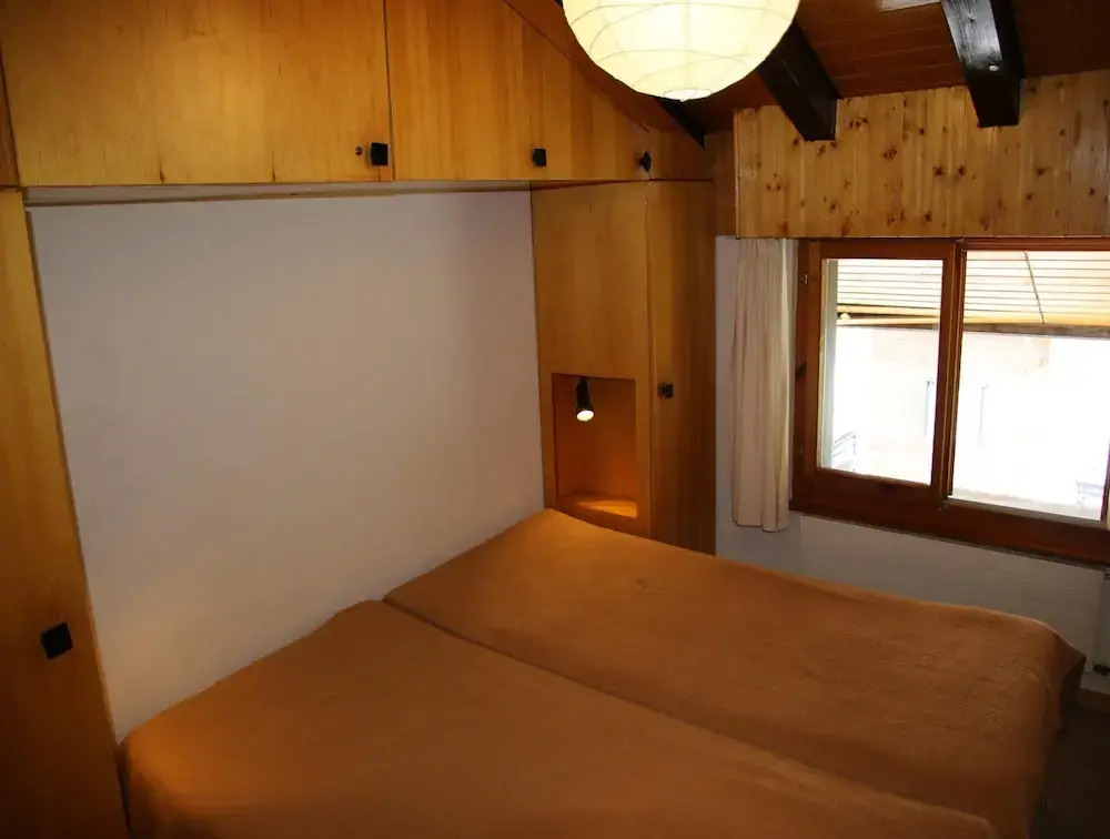Ethereal Apartment With Mountain View