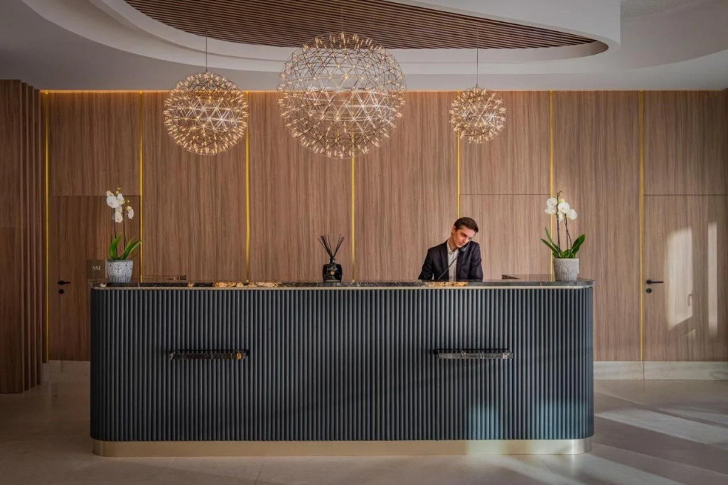 GOLDEN TULIP LYON OUEST TECHLID Hotel & Spa