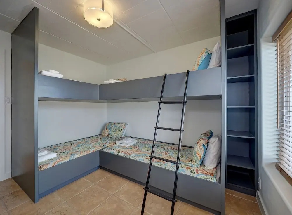 Island 170 3 Bedroom Condo