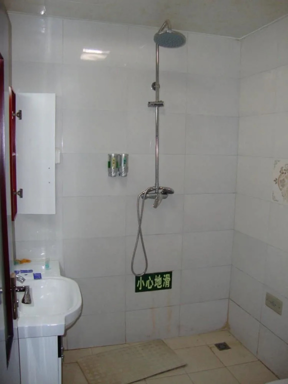 Dongfangzhidao Business Hotel