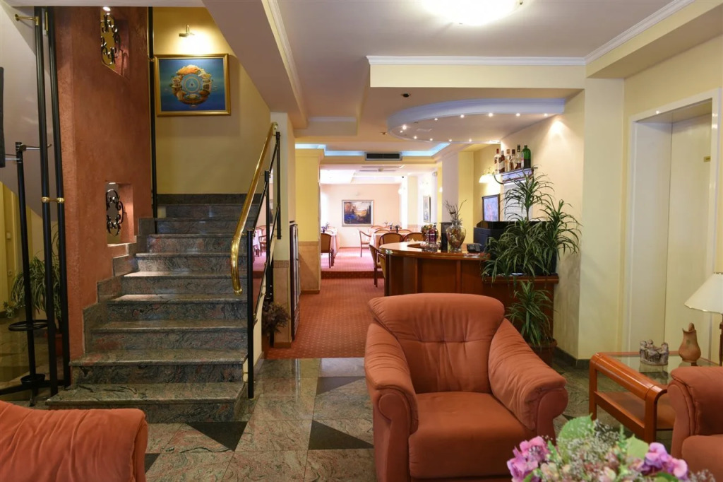 G Hotels