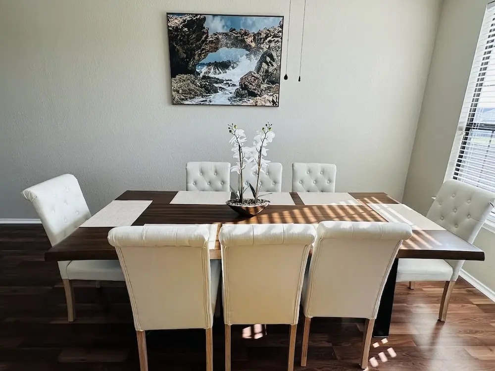 Autin - Family & Groups - Modern Lux