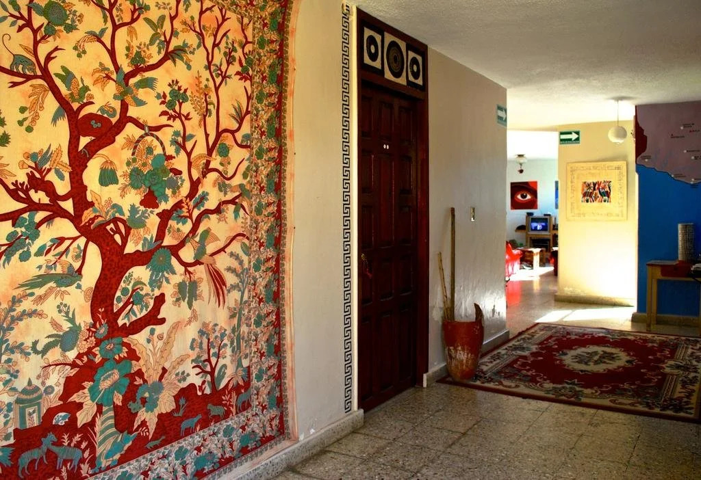 13 Cielos Hostel & Coworking