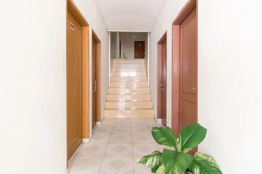 Gentala Hotel by OYO Rooms