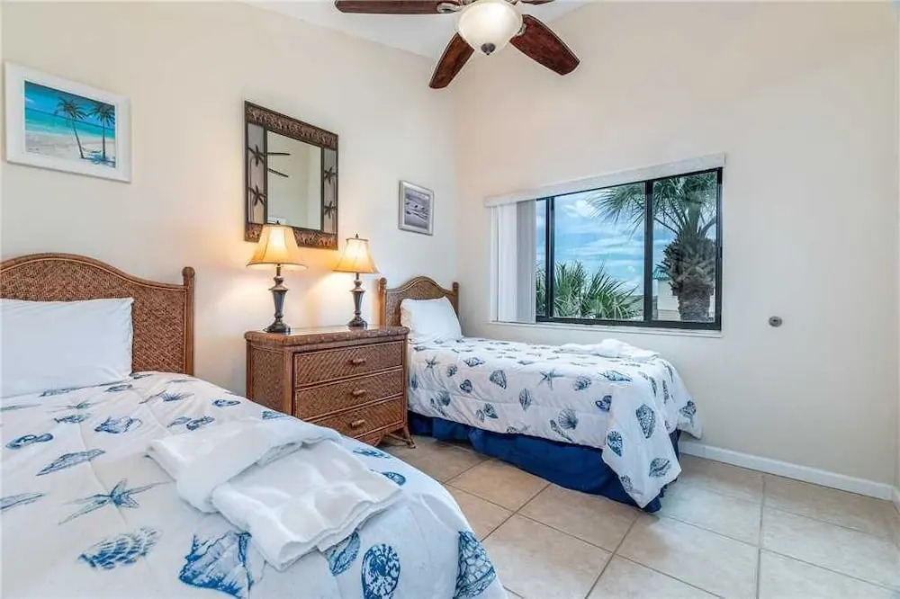 Sea Haven 216 - Two Bedroom Condo
